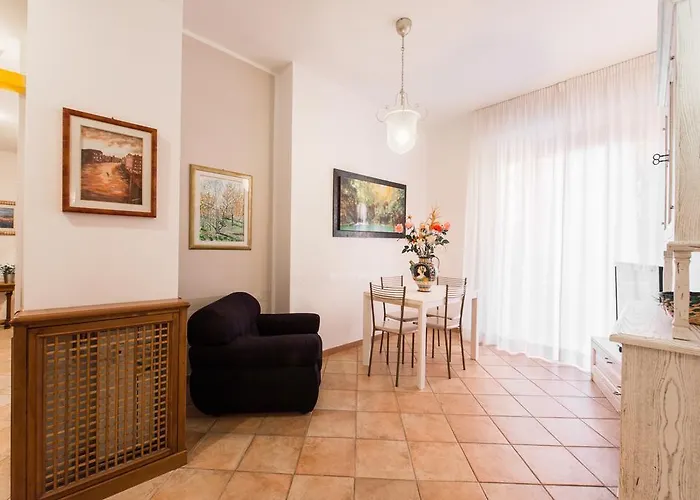 Maison Velia San Giovanni *